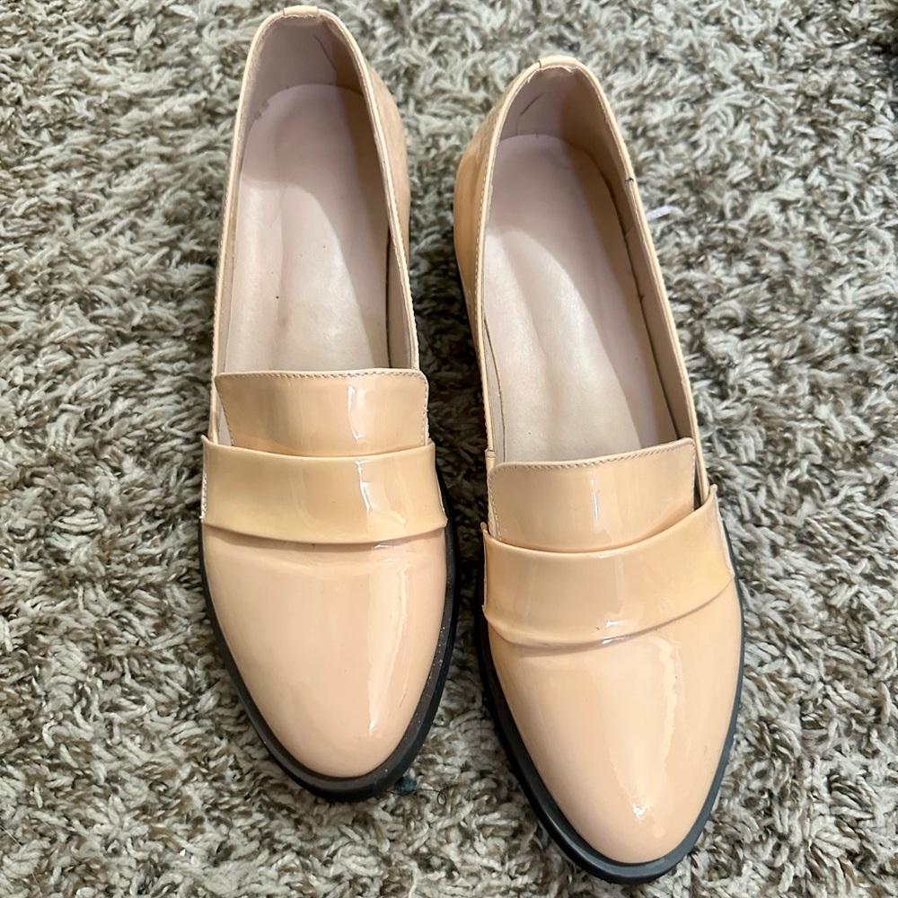 Elegant Cream Loafers for Women